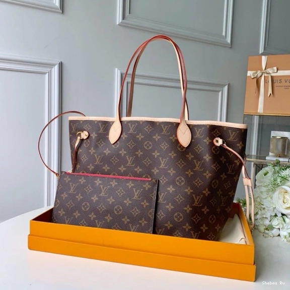 Louis MM Neverfull Vuitton 0718